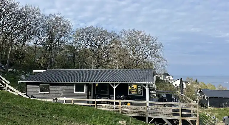 Feriebolig med havudsigt - 5 min. fra sandstrand