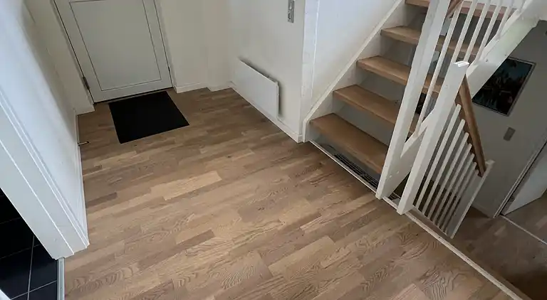 Flot udsigtshus ved enestående natur og golf