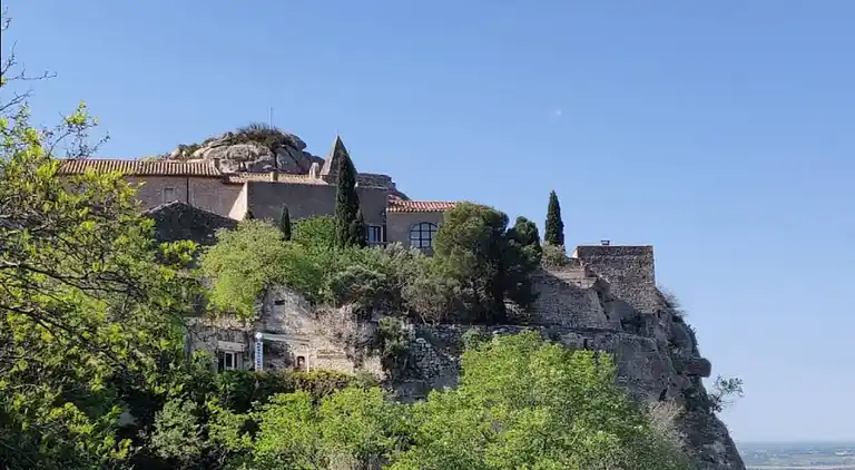 Ferielejlighed i Paradou