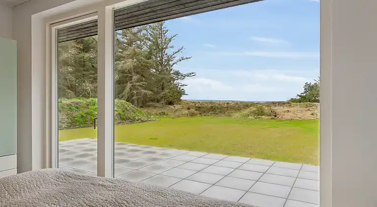 1. række totalrenoveret ejendom ved Limfjorden