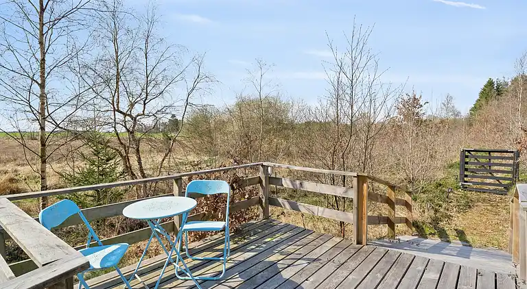 Großes Poolhaus mit Platz zum Entspannen