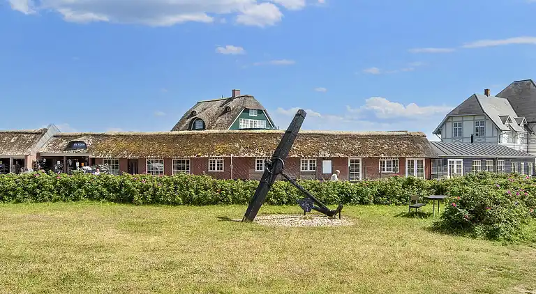 2 rum m/söderläge utsikt