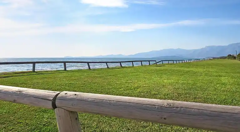 Hytte i Baia Domizia