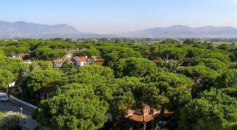 Hytte i Baia Domizia