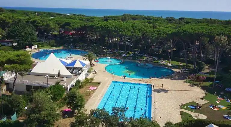 Hytte i Baia Domizia