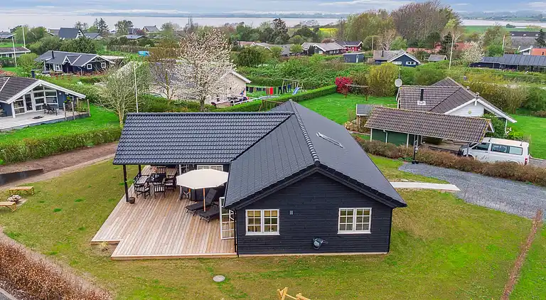 Exklusives Ferienhaus aus 2024 nahe dem Strand