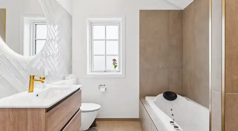 Exklusives Ferienhaus aus 2024 nahe dem Strand