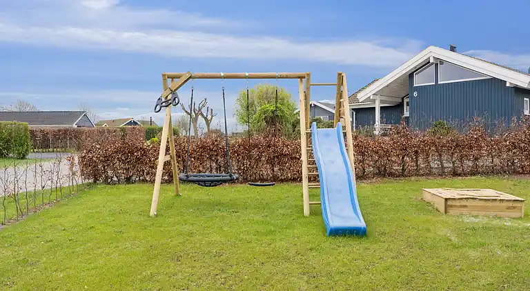 Exklusives Ferienhaus aus 2024 nahe dem Strand