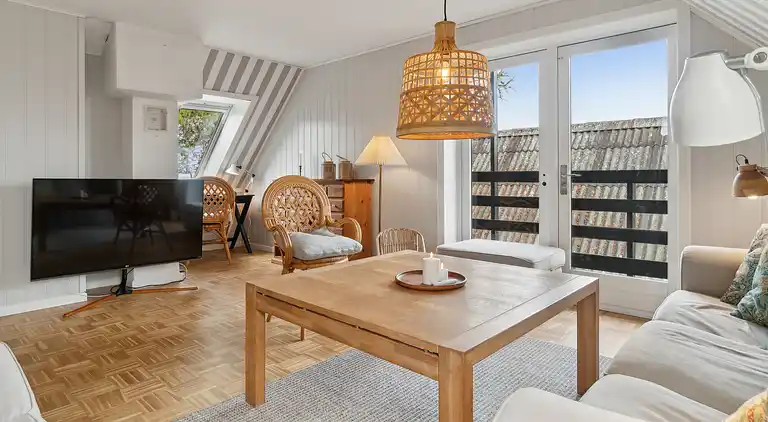 Nyrenoveret familiehus i Listed - Tæt på havet