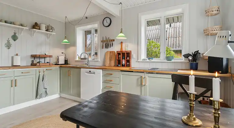 Nyrenoveret familiehus i Listed - Tæt på havet