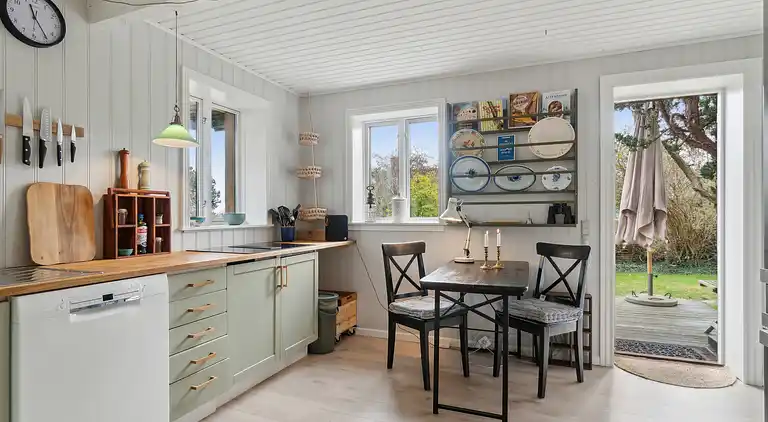 Nyrenoveret familiehus i Listed - Tæt på havet