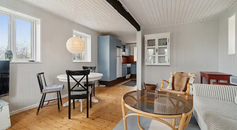 Nyrenoveret familiehus i Listed - Tæt på havet