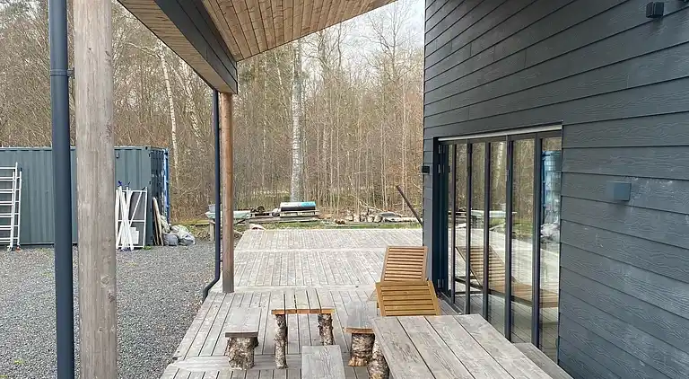 Stort sommerhus i svensk nationalpark