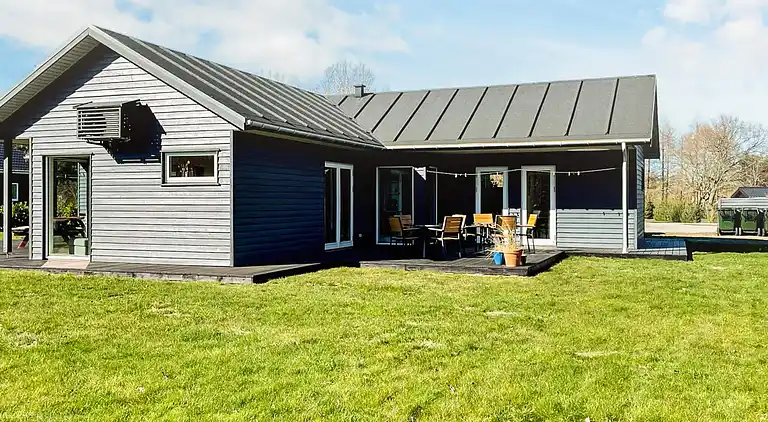 Sommerhus ved Fjellerup Strand