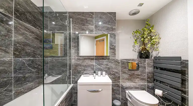 Apartment in City Centre West