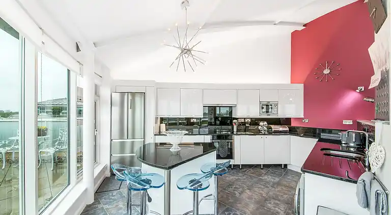 Apartment in City Centre West