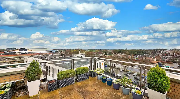 Apartment in City Centre West