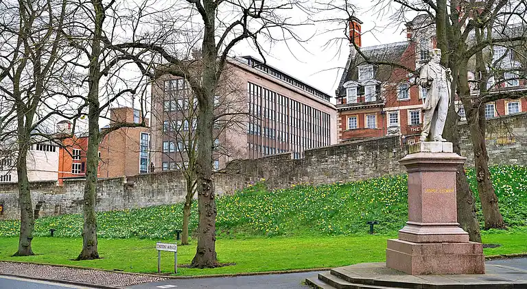 Apartment in City Centre West