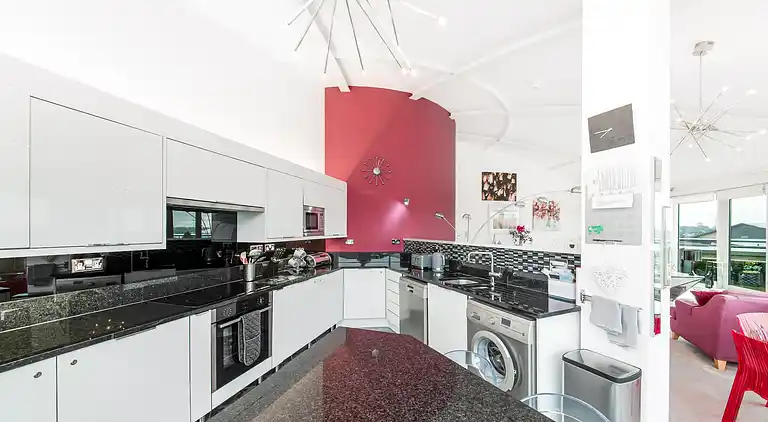 Apartment in City Centre West