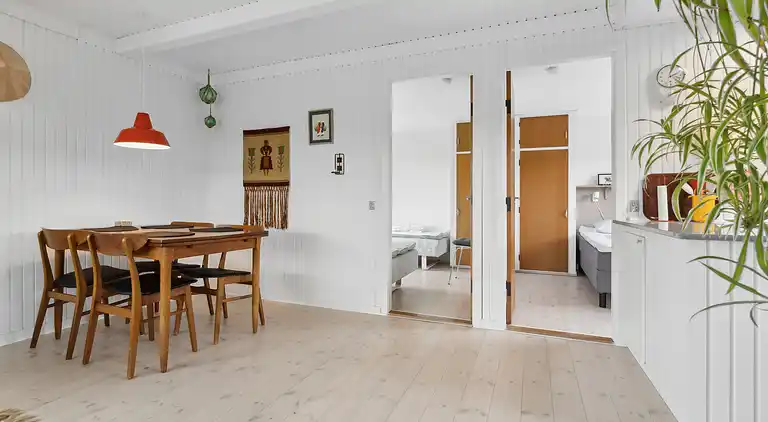 Ferienhaus nahe Strand, Wald und charmantem Hou