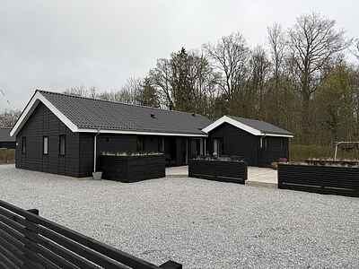 Pøt Strandby 264