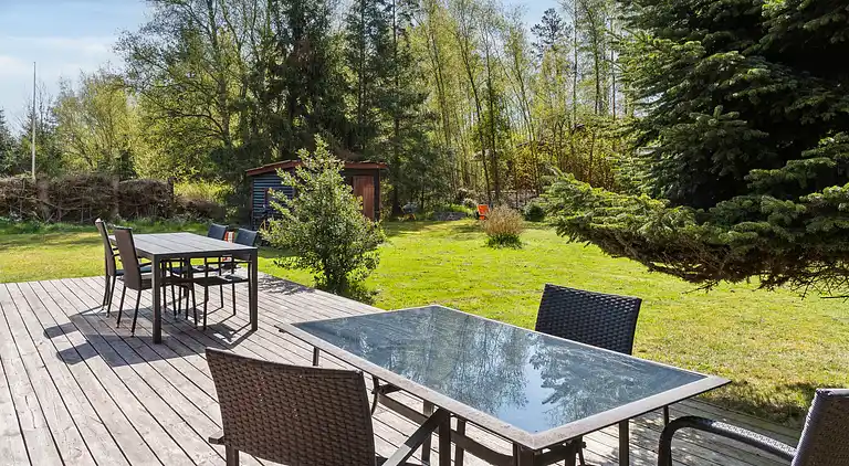 Charmerende sommerhus i rolige omgivelser