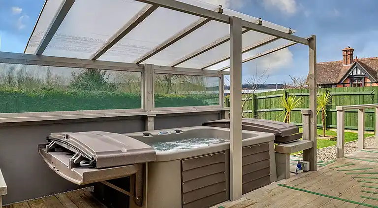 Cottage in The Grove