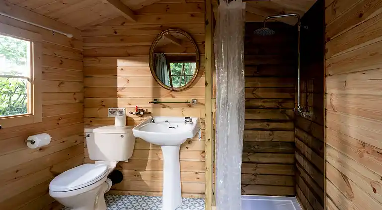 Cottage in Woolton Hill