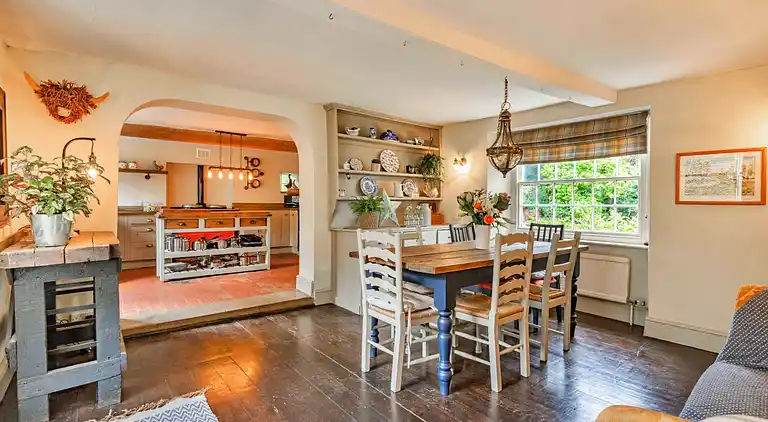 Holiday home in Islip