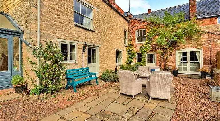 Holiday home in Islip