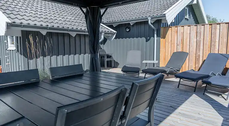 Hyggeligt sommerhus i naturrige omgivelser