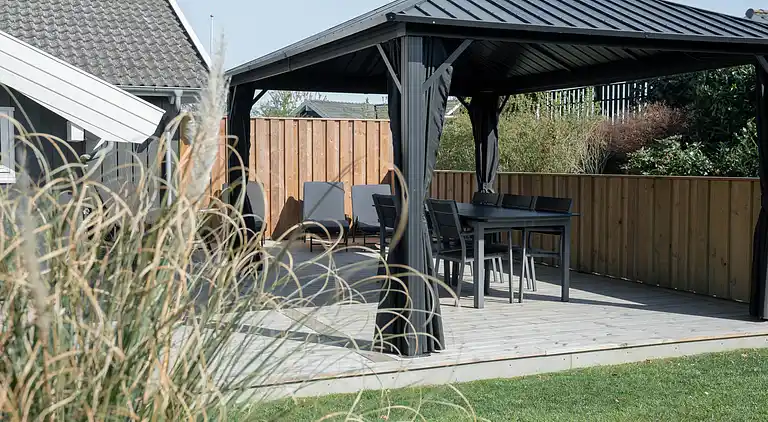 Hyggeligt sommerhus i naturrige omgivelser