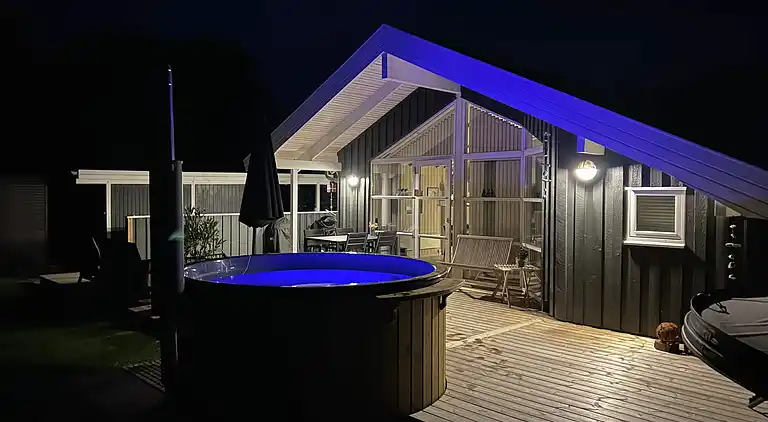 Hyggeligt sommerhus i naturrige omgivelser