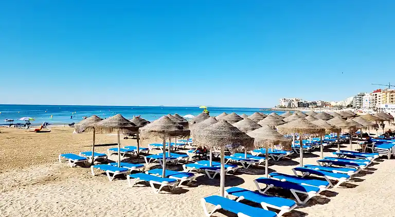 Modernes Apartment Nur Wenige Schritte vom Strand Los Locos