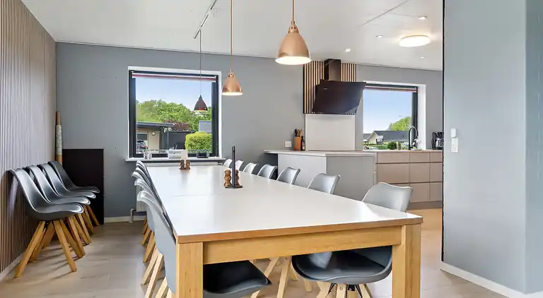 Nær strand og golf, med multirum.