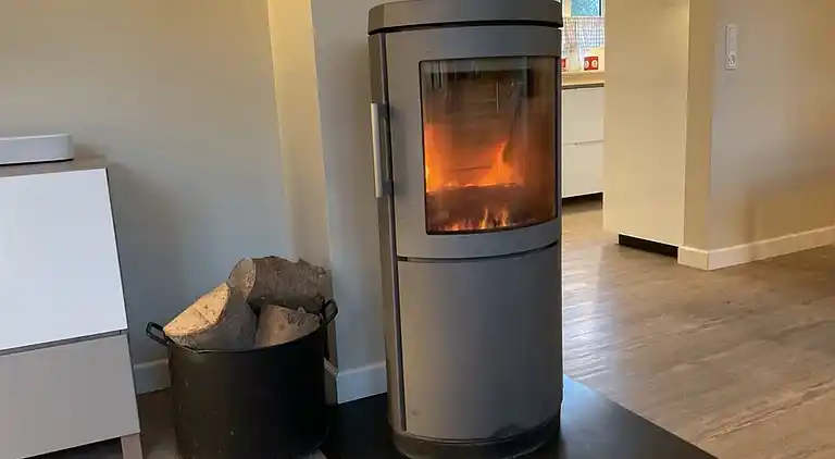 Familievenligt hus nær strand med stor have