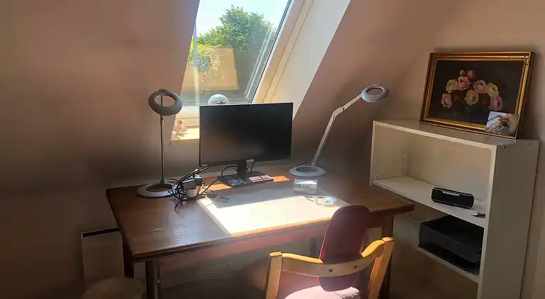 Familievenligt hus nær strand med stor have