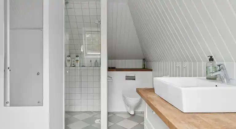 Charmerende lokalt hus med 5000m2 have og skov