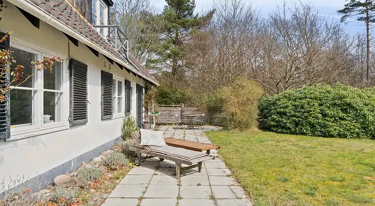 Charmerende lokalt hus med 5000m2 have og skov