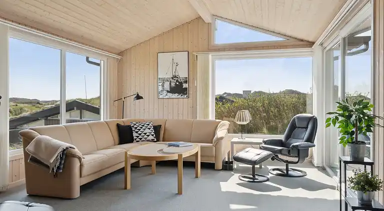 Førsteparket til Vesterhavet i moderne sommerhus