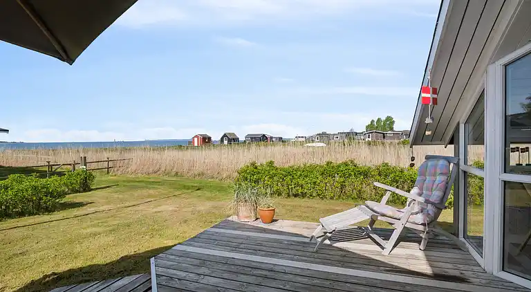 Gemütliches Sommerhaus in Føns mit Meerblick
