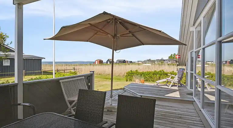 Gemütliches Sommerhaus in Føns mit Meerblick