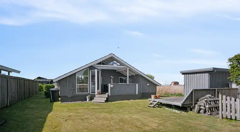 Gemütliches Sommerhaus in Føns mit Meerblick