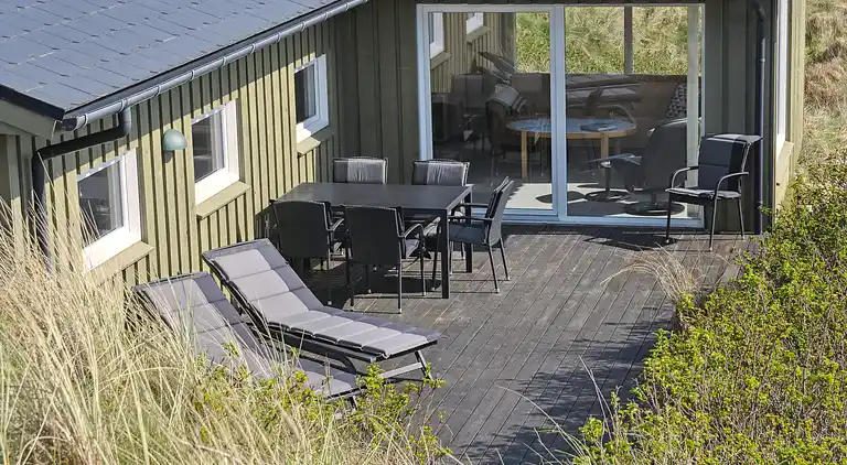 Førsteparket til Vesterhavet i moderne sommerhus