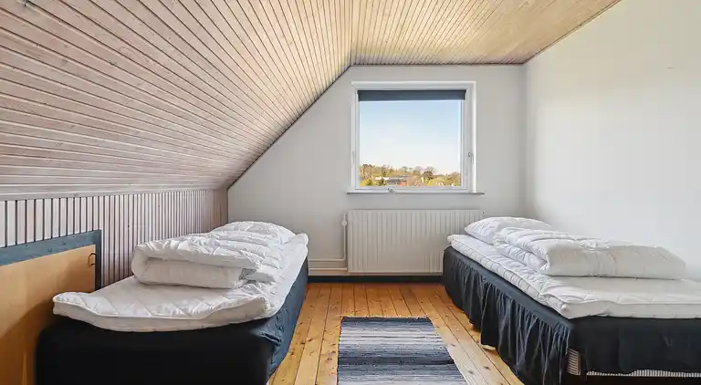 Stor feriebolig med havudsigt i Tejn