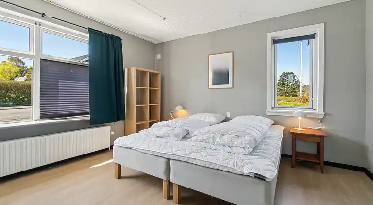 Stor feriebolig med havudsigt i Tejn