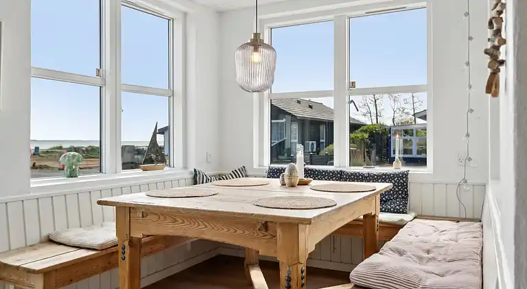 Helles Ferienhaus mit Meerblick