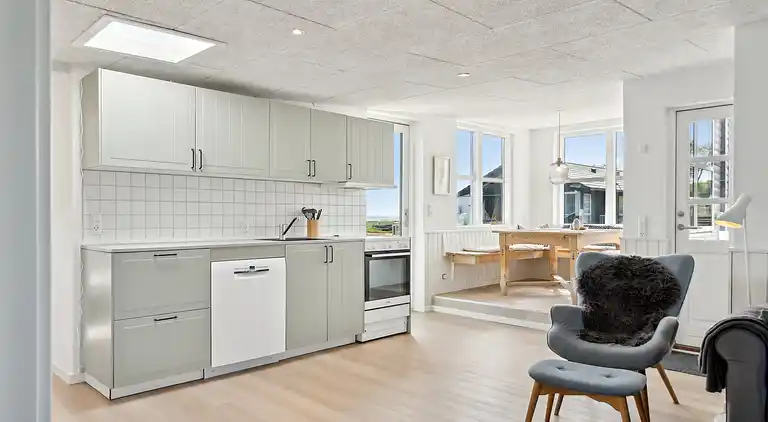 Helles Ferienhaus mit Meerblick