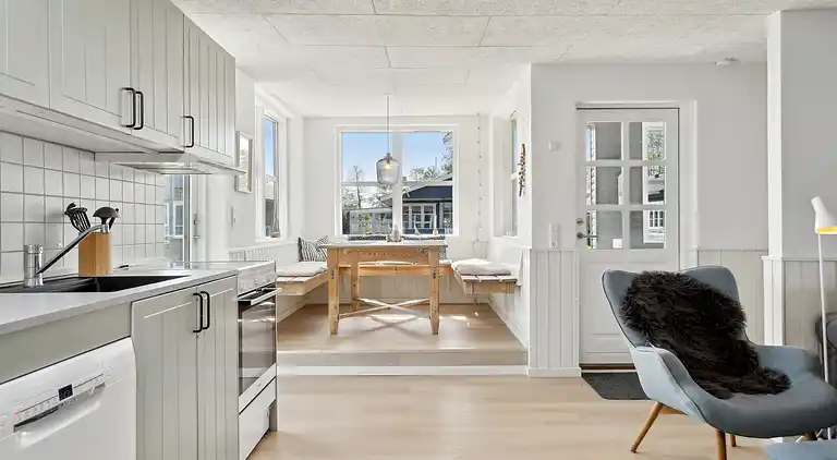 Helles Ferienhaus mit Meerblick