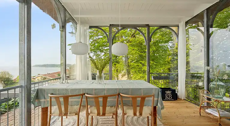 Badehotelflair und Panoramablick